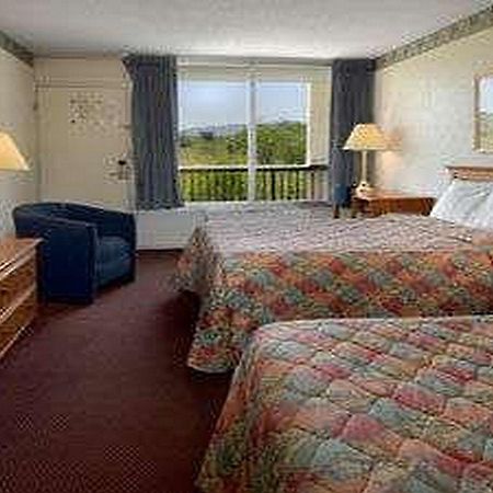 Knights Inn Newport Zimmer foto